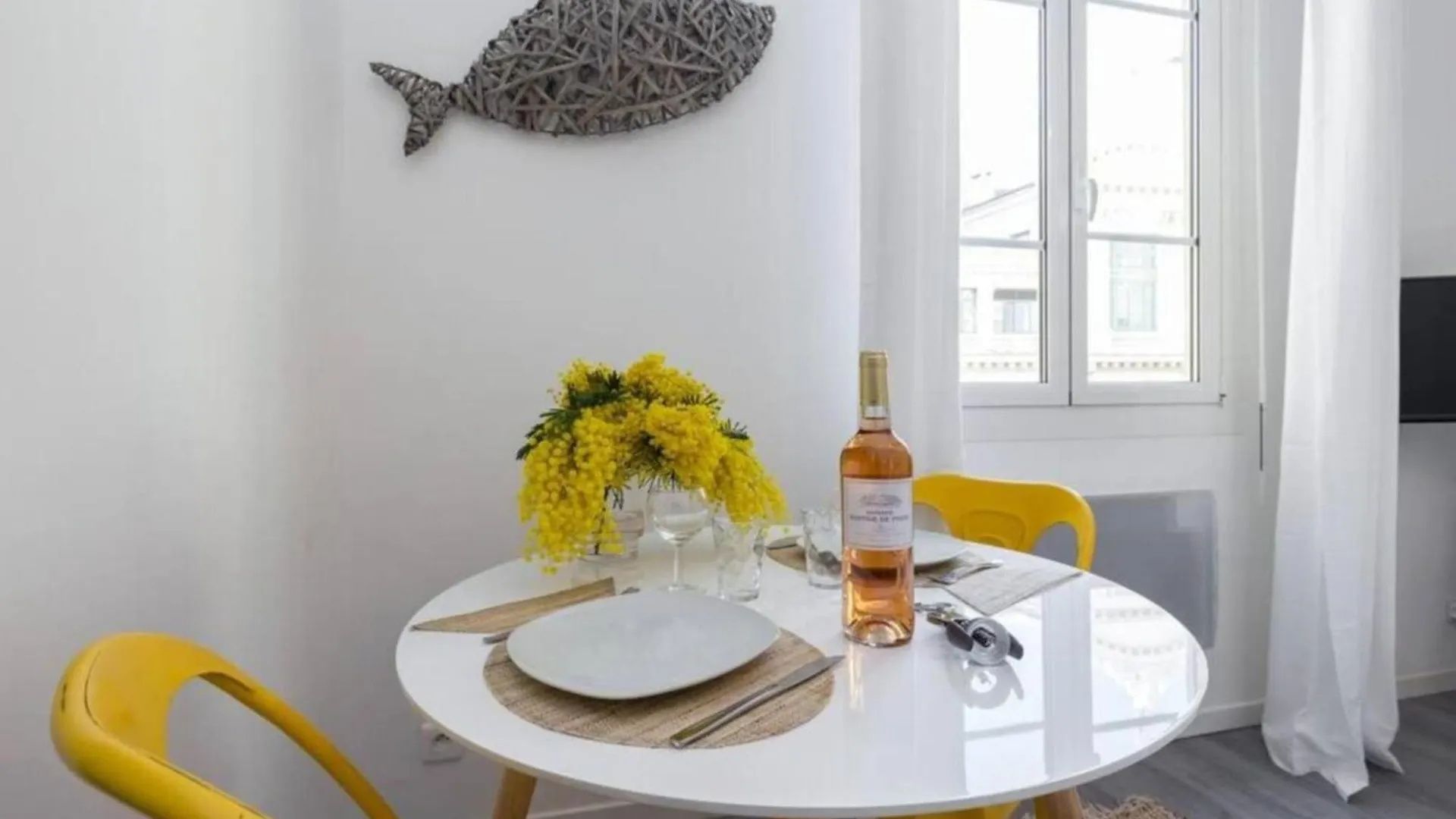 Etats Unis 893 - Studio On Seafront In Old Town Nizza Apartment
